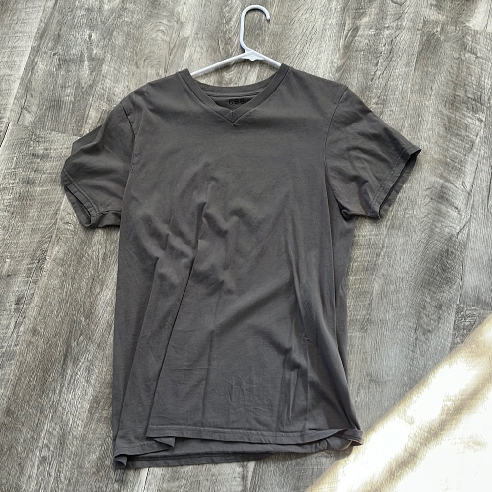 Champs V-neck Light Grey Tee